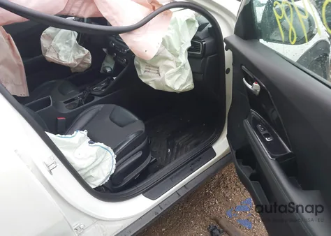 2017 Kia Niro Ex z USA, uszkodzony, nr VIN KNDCC3LC8H5045679